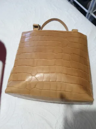 Vintage piel  auténtica y muy buena marca.