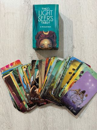 Tarot The Light Seer's Deck