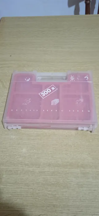 Porta oggetti con divisori