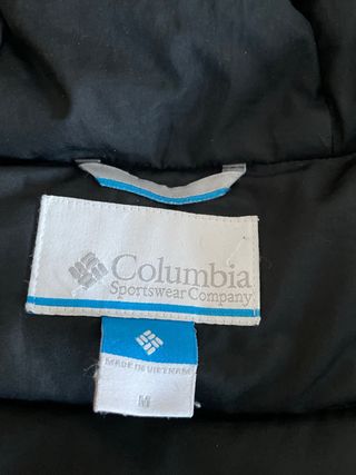 Abrigo plumas Columbia Negro con Capucha Forrada
