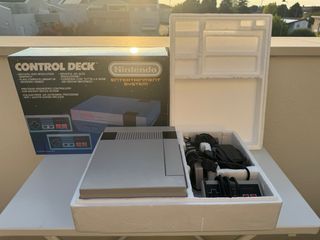 Nintendo NES anni '80 completa + gioco