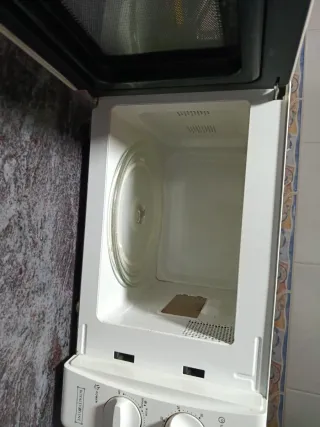 Microondas Royalty Line MW-20026