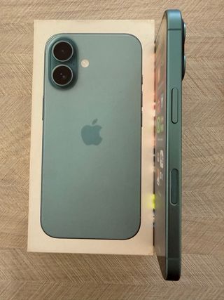 iPhone 16 128 GB Verde