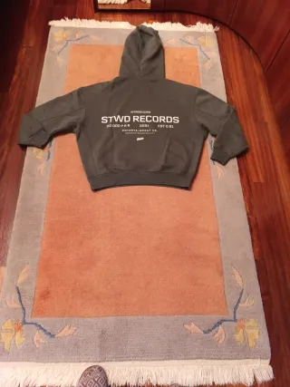 Sudadera con capucha Pull&Bear verde T.XS