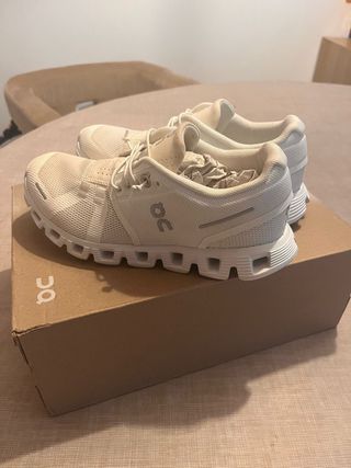 Zapatillas On Cloud 5 Blancas