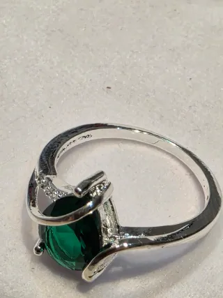 Anillo Plata con Piedra Verde