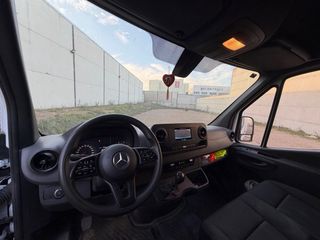 Mercedes-Benz Sprinter 2023