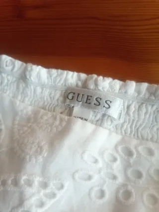 Falda Guess blanca bordada