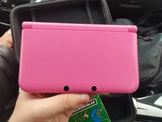 Nintendo 3DS XL Rosa + 2 Giochi