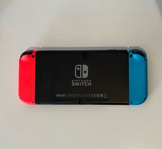Nintendo Switch ed. 2019 + regalito