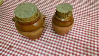 2 Tinajas y cazuela de barro antiguas