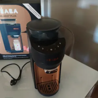 Beaba máquina para hacer biberones