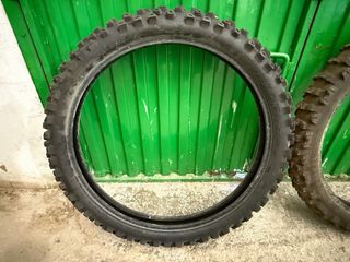 Neumático de Motocross