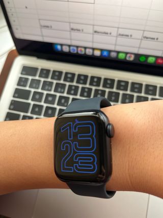 Apple Watch SE 40mm GPS + Cellular