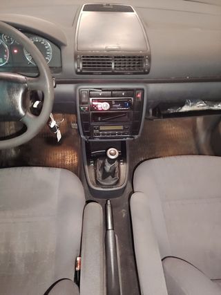 SEAT Alhambra 2001