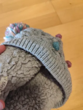 Gorro niña Sfera 54 cm pompón