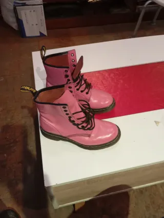 Botas Dr. Martens rosa