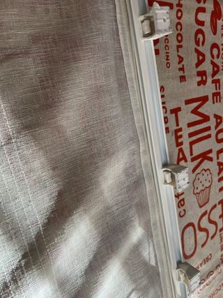 Estor beige y blanco