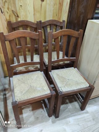 4 Sillas Macizas Roble