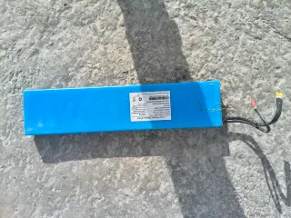 Batería Li-ion Patinete Eléctrico 21.8V