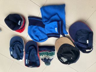 Lote gorros y gorras Mayoral