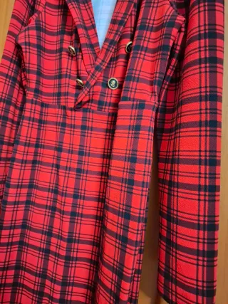 Abito SHEIN Fantasia Tartan Rosso e Nero