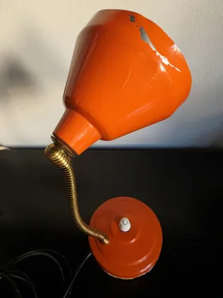 Lampada da tavolo vintage arancione