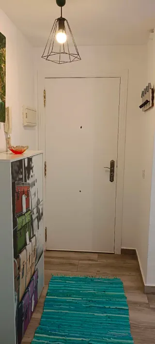 Piso 2 hab bien presentado, terraza, patio, garaje