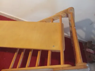 Triángulo Pikler madera