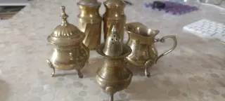 Antico servizio da tavola in metallo