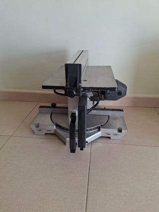 Sierra de mesa y ingletadora Legna 300