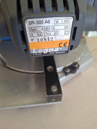 Sierra de mesa y ingletadora Legna 300