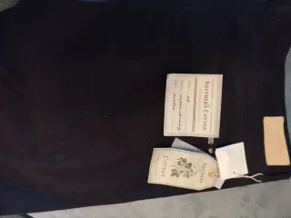 Pantalón vaquero negro pitillo talla 48