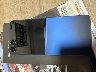 Samsung Galaxy Z Flip 7 Beige/Azul 12gb