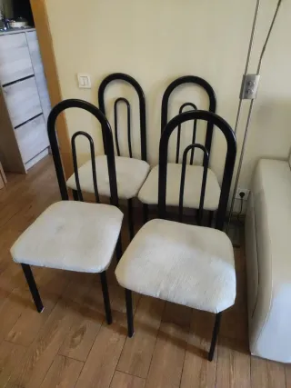 Juego de 4 sillas de salón