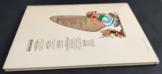 ASTÉRIX - La hoz de oro (1973)