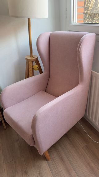 Butaca rosa estilo nórdico