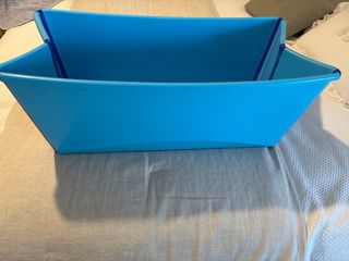 Bañera Stokke bebé azul