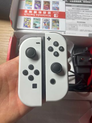 Nintendo Switch OLED Bianco