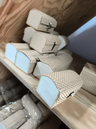 Baúl pequeño de bambú para eventos