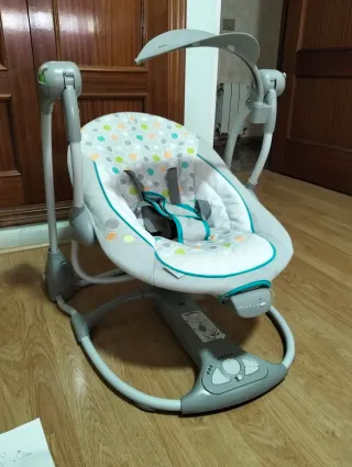 Mecedora infantil eléctrica Ingenuity