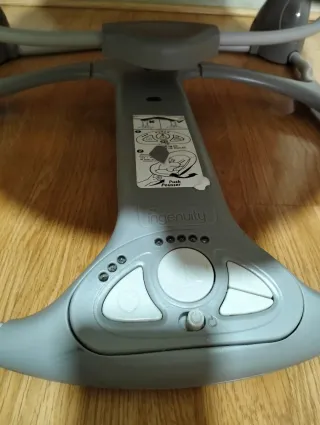 Mecedora infantil eléctrica Ingenuity