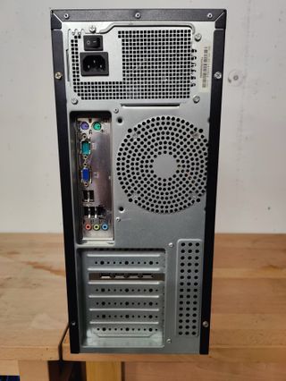 PC ASUS Vento Intel DualCore Retro Gaming