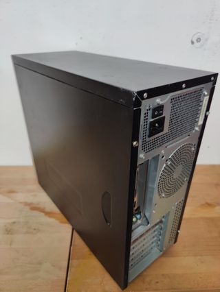 PC ASUS Vento Intel DualCore Retro Gaming