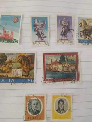 8 francobolli Italia 1975/76