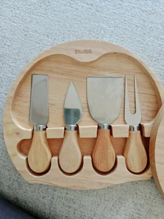 Set Cuchillos Queso Madera y Metal