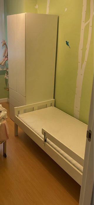 Cama infantil blanca IKEA