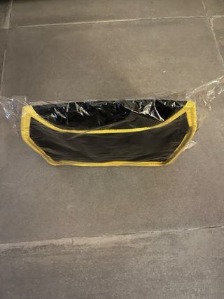 Porta herramientas TEKA WORKTEAM negro y amarillo