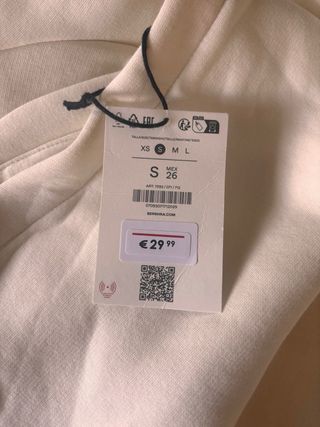 Sudadera Bershka capucha oversize sin estrenar