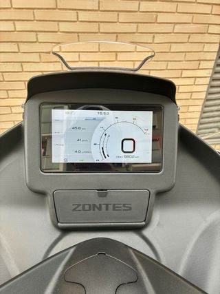 Scooter Zontes 350E Blanca